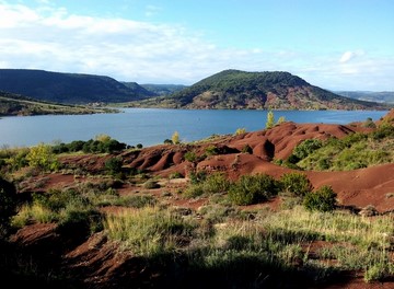 lac-du-salagou-herault-le-languedoc